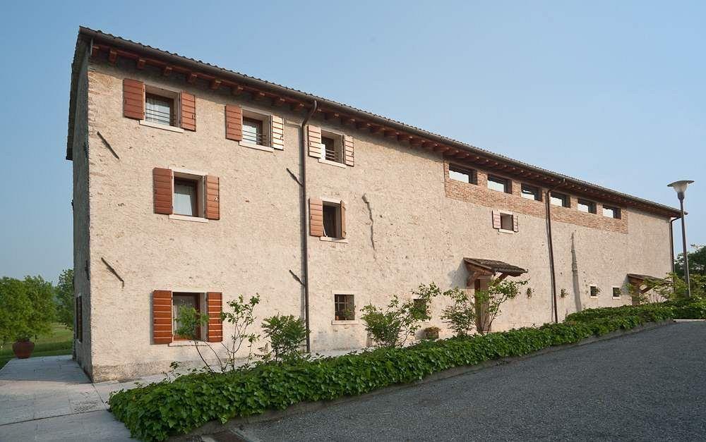 Club Hotel 3*