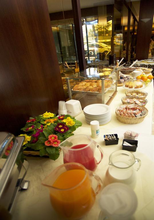 Hotel Club 3*